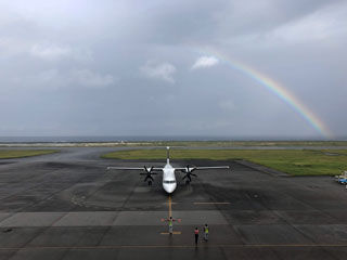 空港の虹