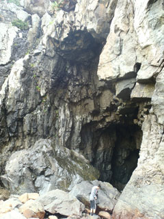 アーラ洞窟