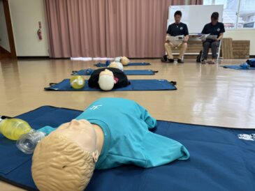 BGMは『Stayin’ Alive』で。